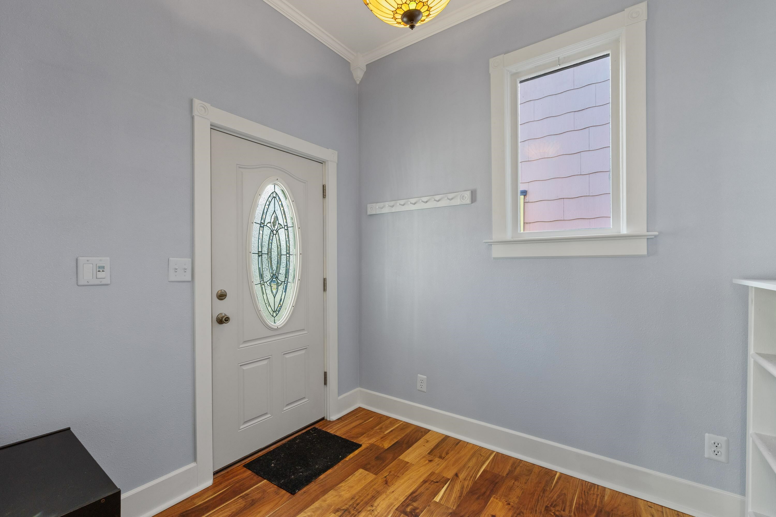 Property Photo: 1610 W Dean Ave WA 99201