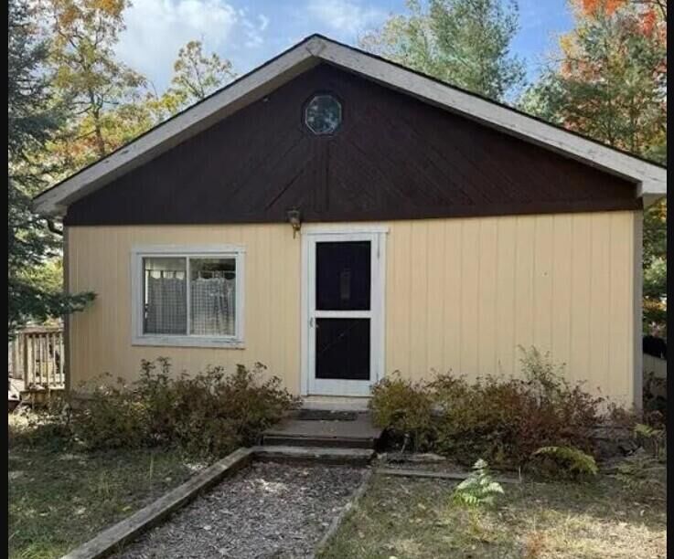 Property Photo:  4964 W Pine Drive  MI 48653 