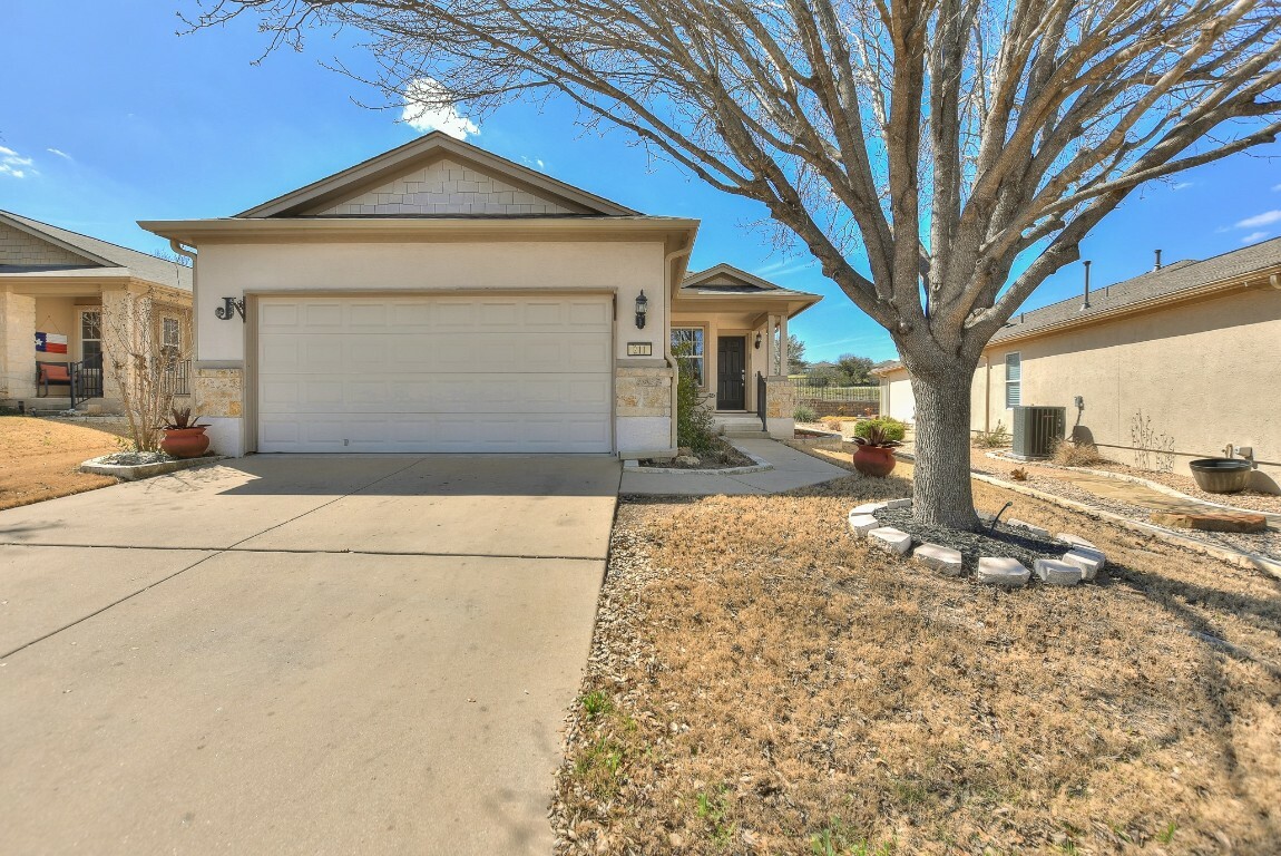 Property Photo:  211 Bright Leaf Trail  TX 78633 