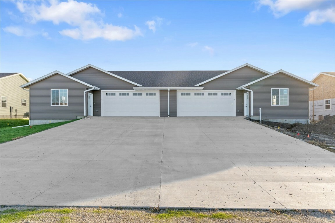 Property Photo: 201 William Way IA 52315