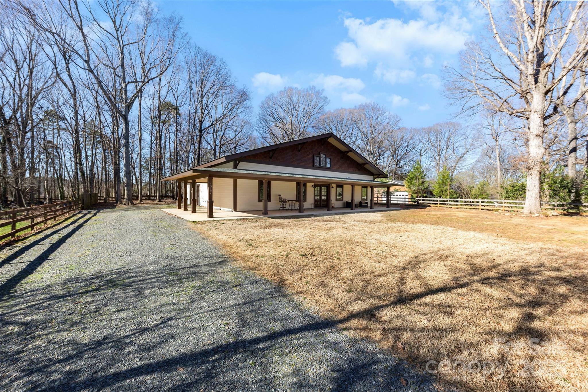 Property Photo: 13124 Lemmond Drive NC 28105