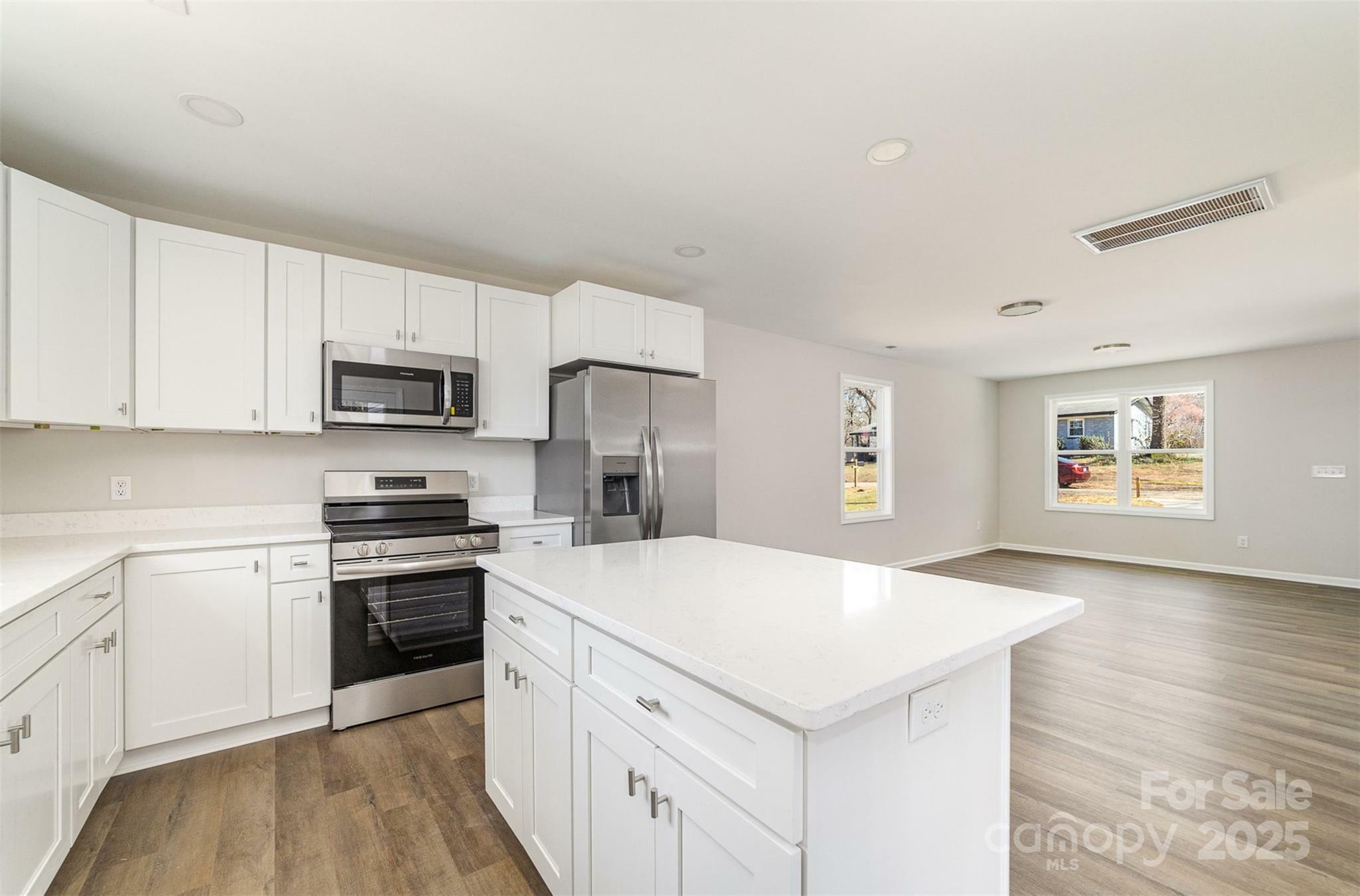 Property Photo: 2206 Hillcrest Avenue NC 28001