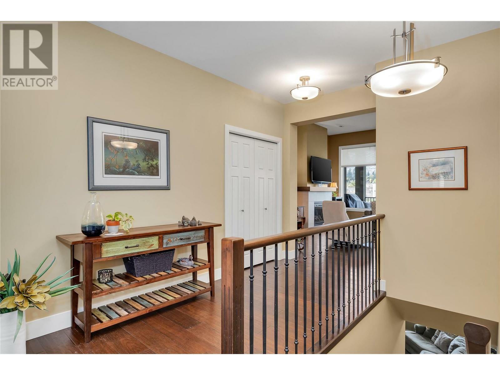 Photo de la propriété: 2114 Del Mar Court BC V4T 3L1