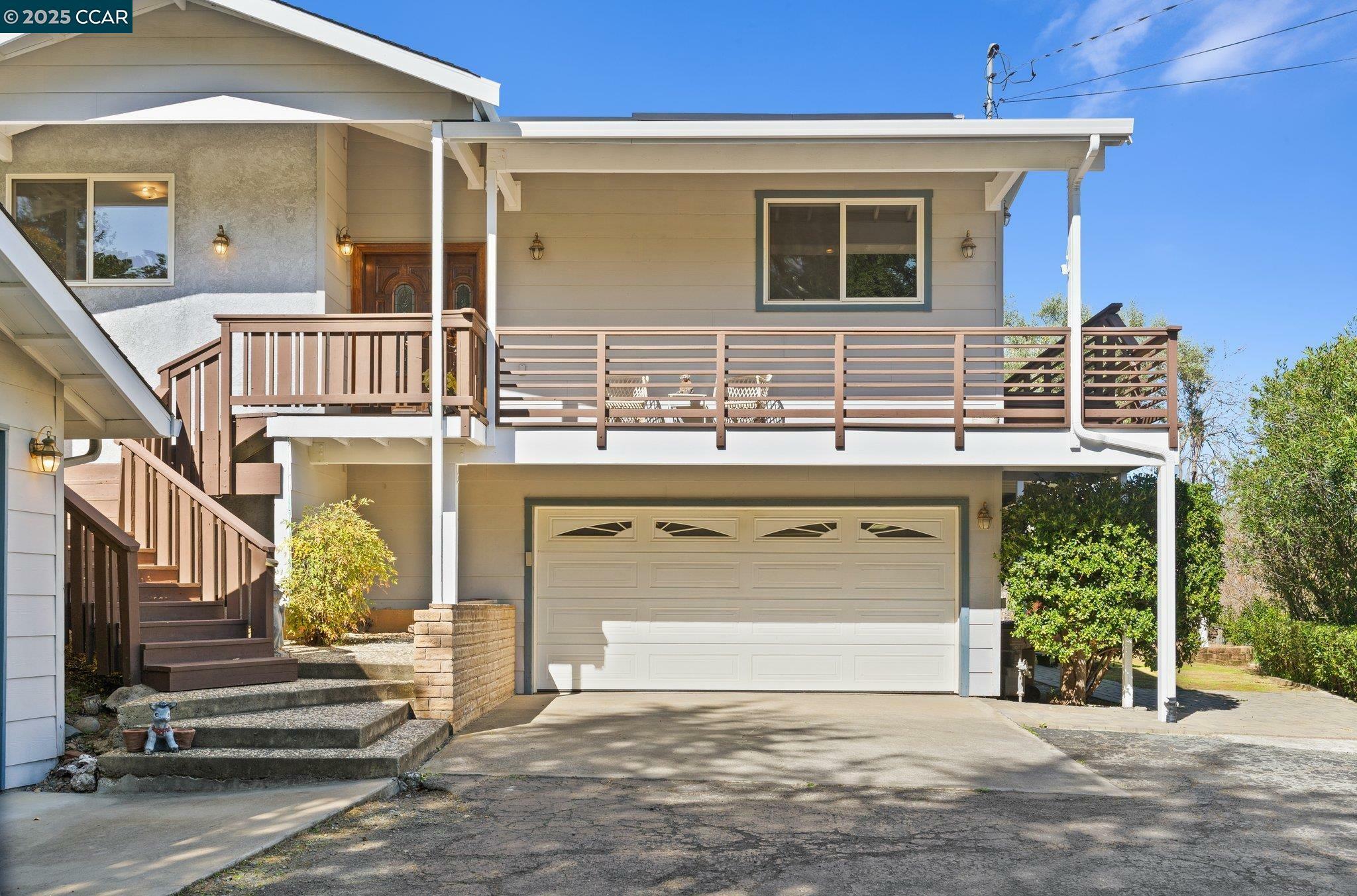 Property Photo:  951 Oak St  CA 94517 