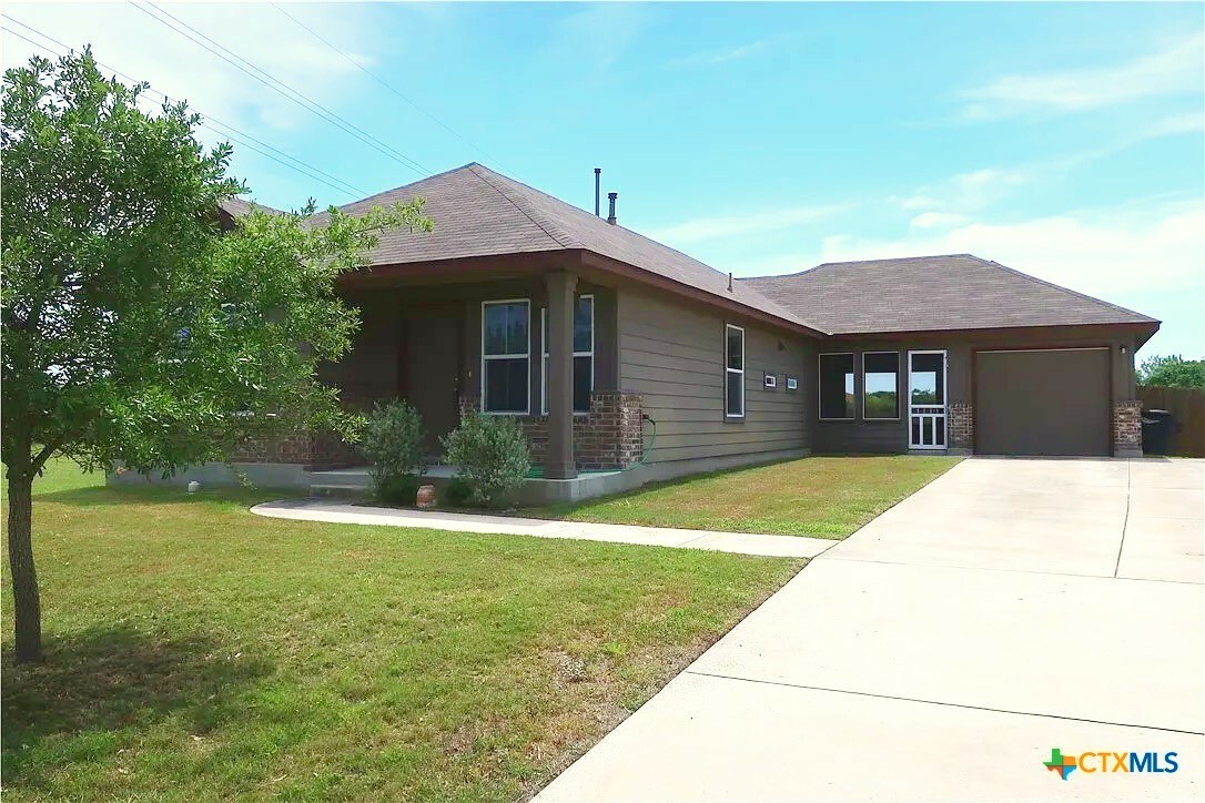 Property Photo: 371 Gentle Breeze TX 78130