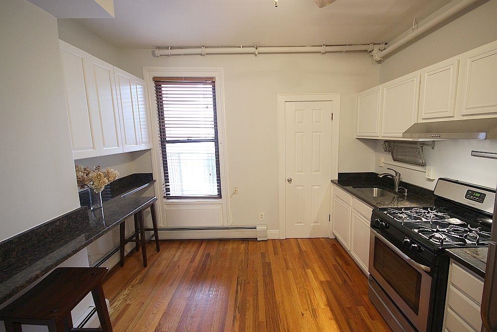 Property Photo:  214 Jefferson St 2S  NJ 07030 