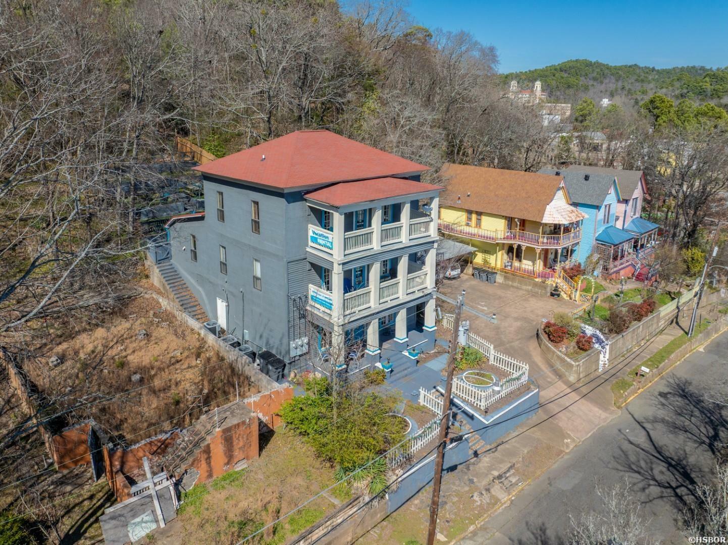 224 Court Street  Hot Springs AR 71901 photo