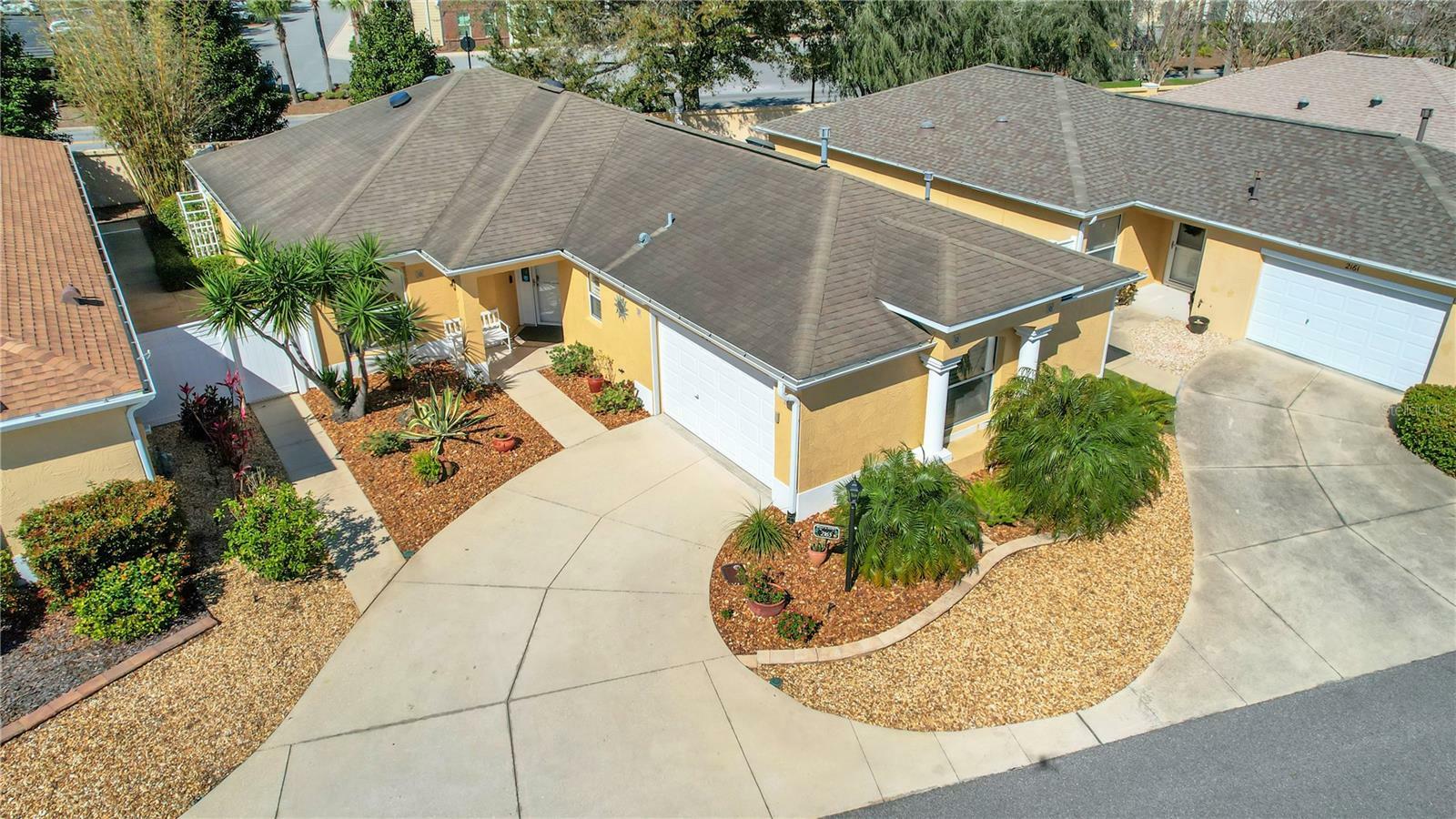 Property Photo: 2165 Smoaks Street FL 32162