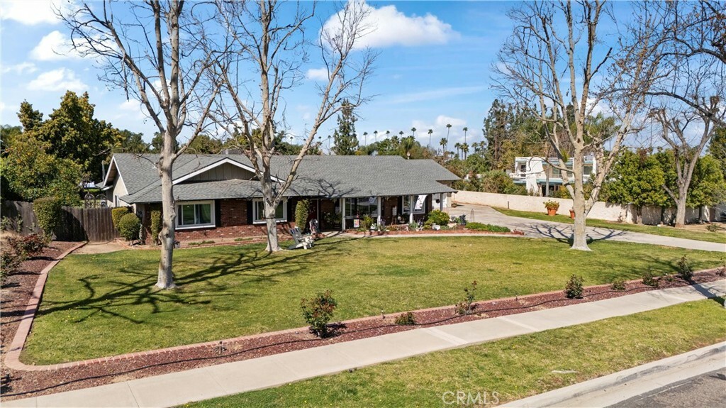 Property Photo: 3024 Sonrisa Drive CA 92881
