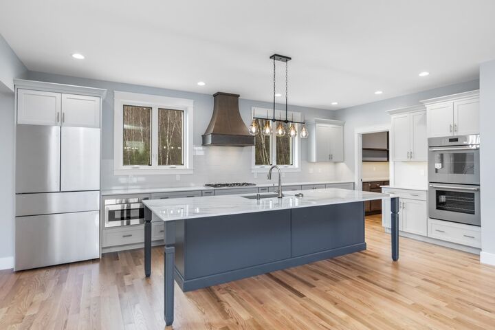 Property Photo:  13 Stone Creek Drive  NH 03833 