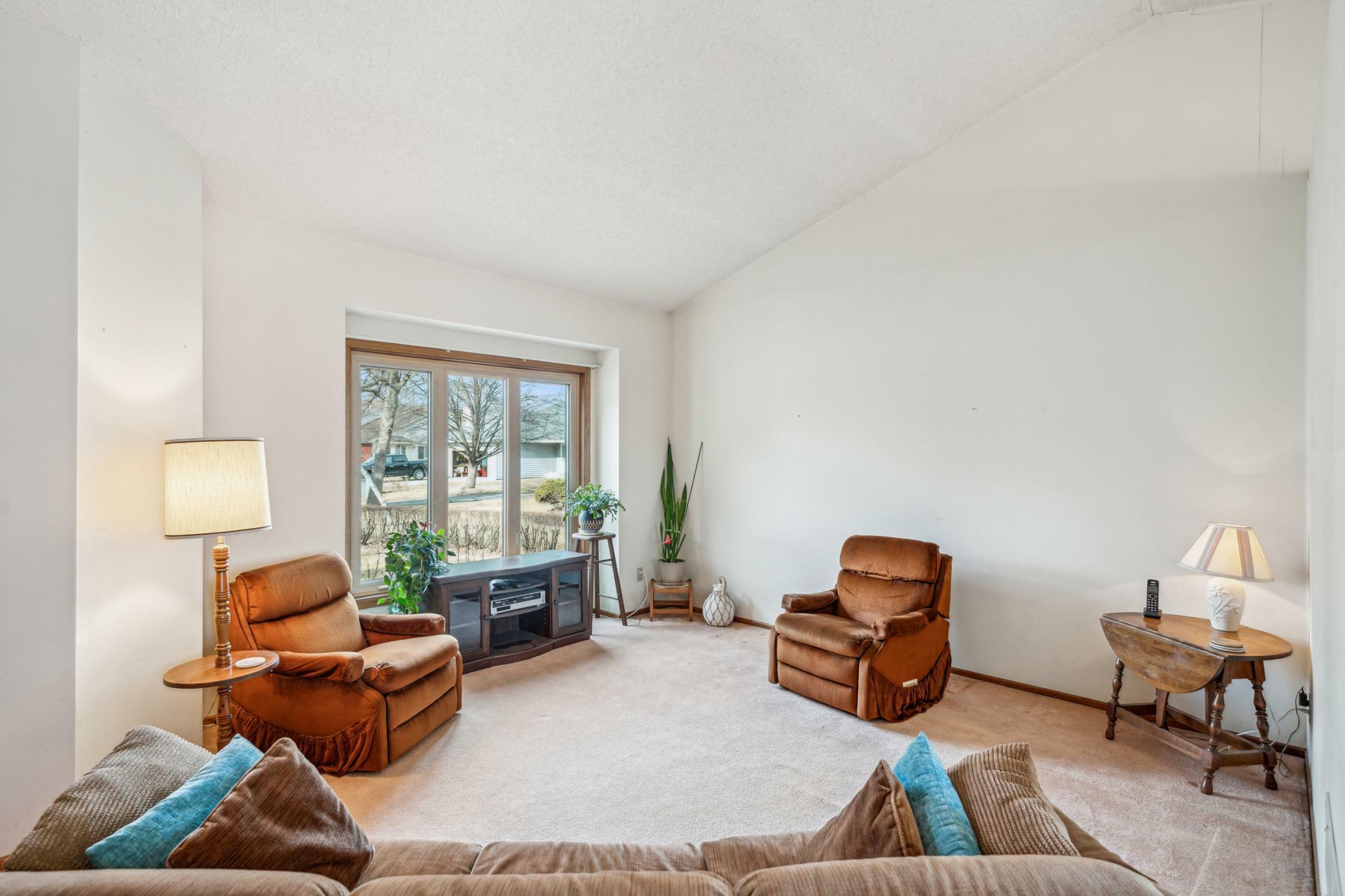 Property Photo:  1816 Ruby Circle  MN 55379 