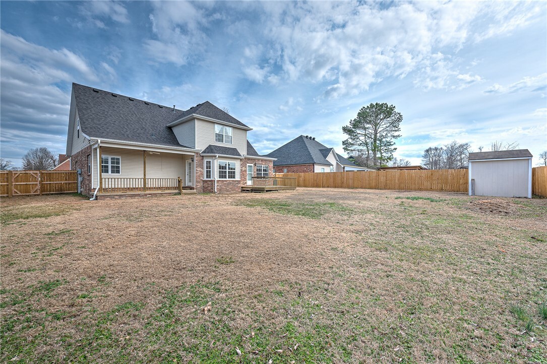 Property Photo:  1008 Mallard Lane  AR 72756 