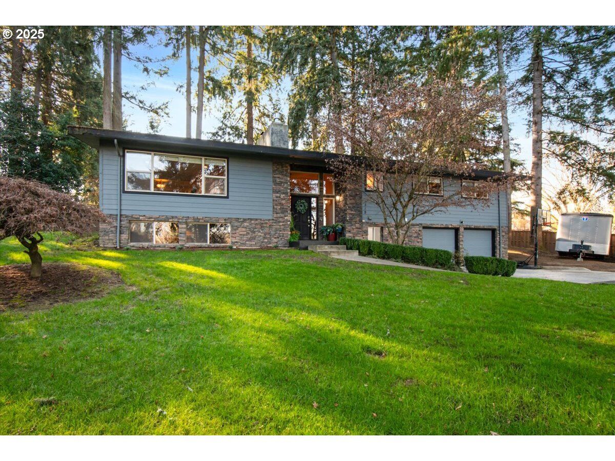 Property Photo:  519 NW 117th St  WA 98685 