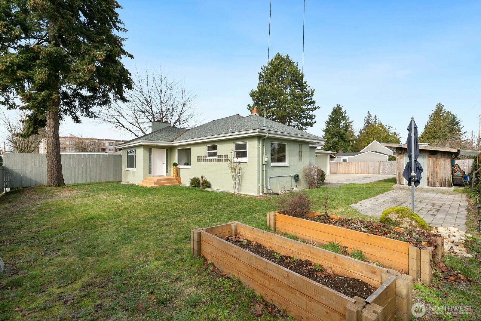 Property Photo:  326 N 125th Street  WA 98133 