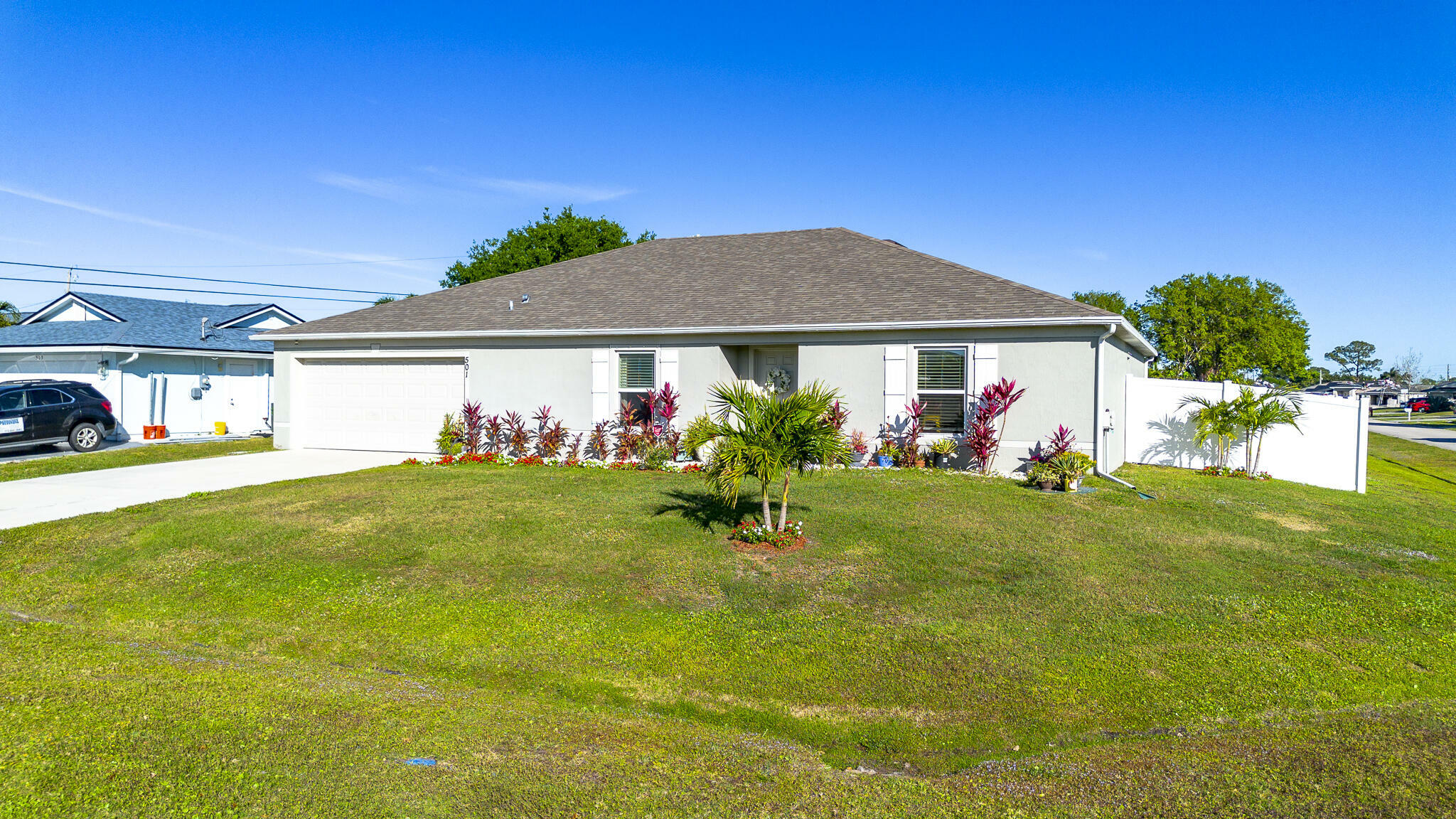 Property Photo: 501 SW Hamburg Terrace FL 34953