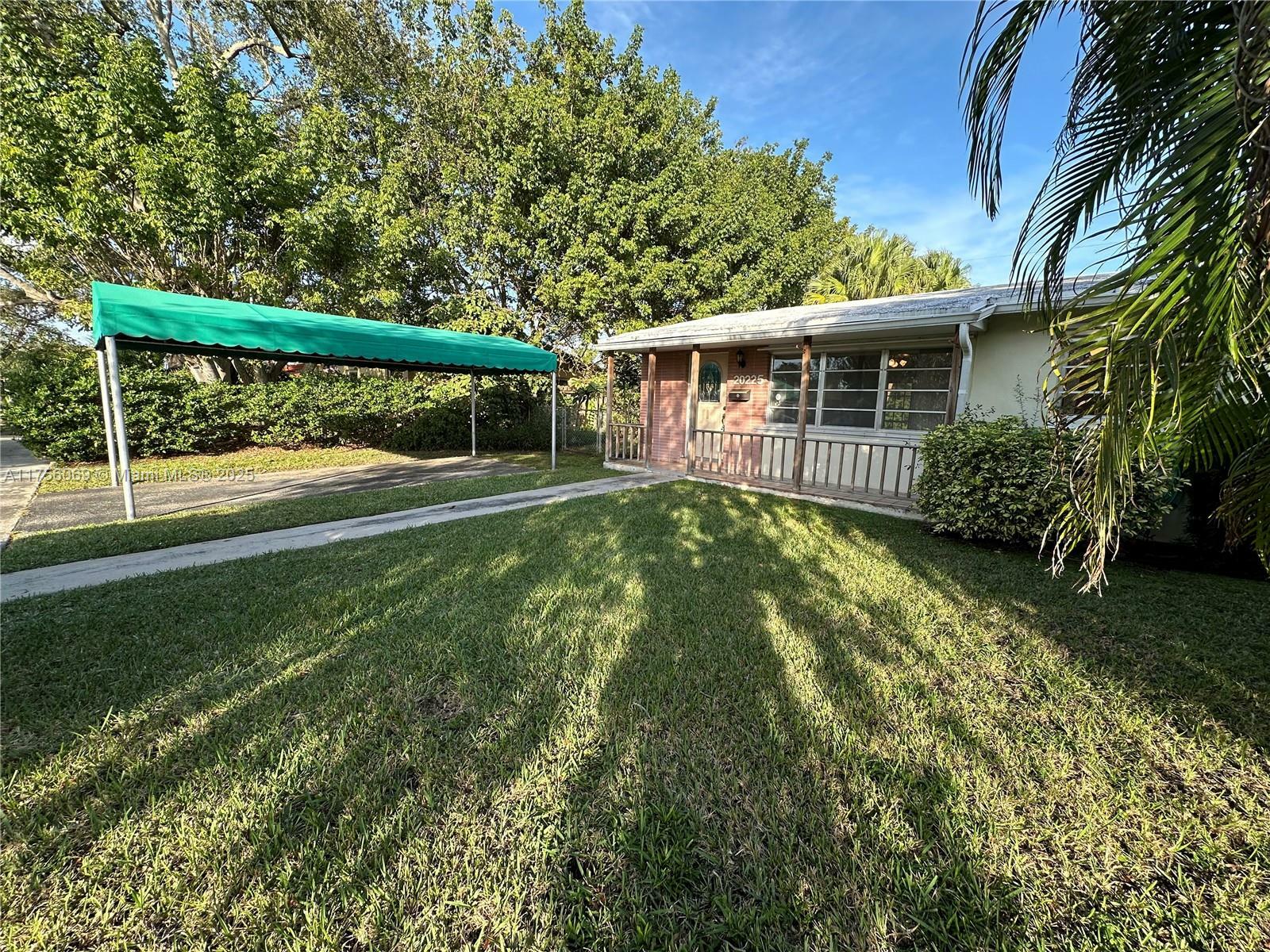 Property Photo:  20225 SW 106th Ave  FL 33189 