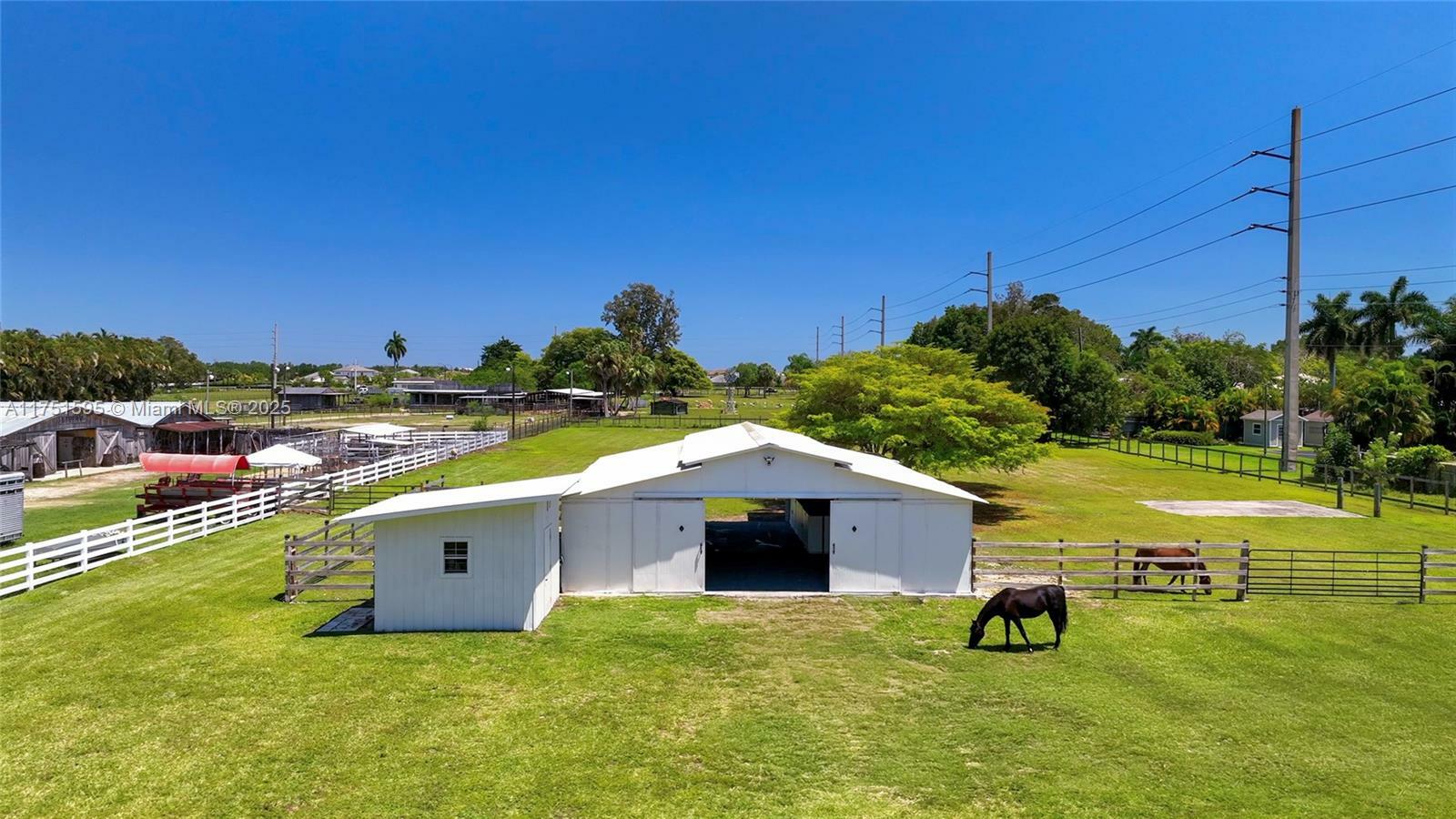 Property Photo: 1970 SW 115th Ave FL 33325