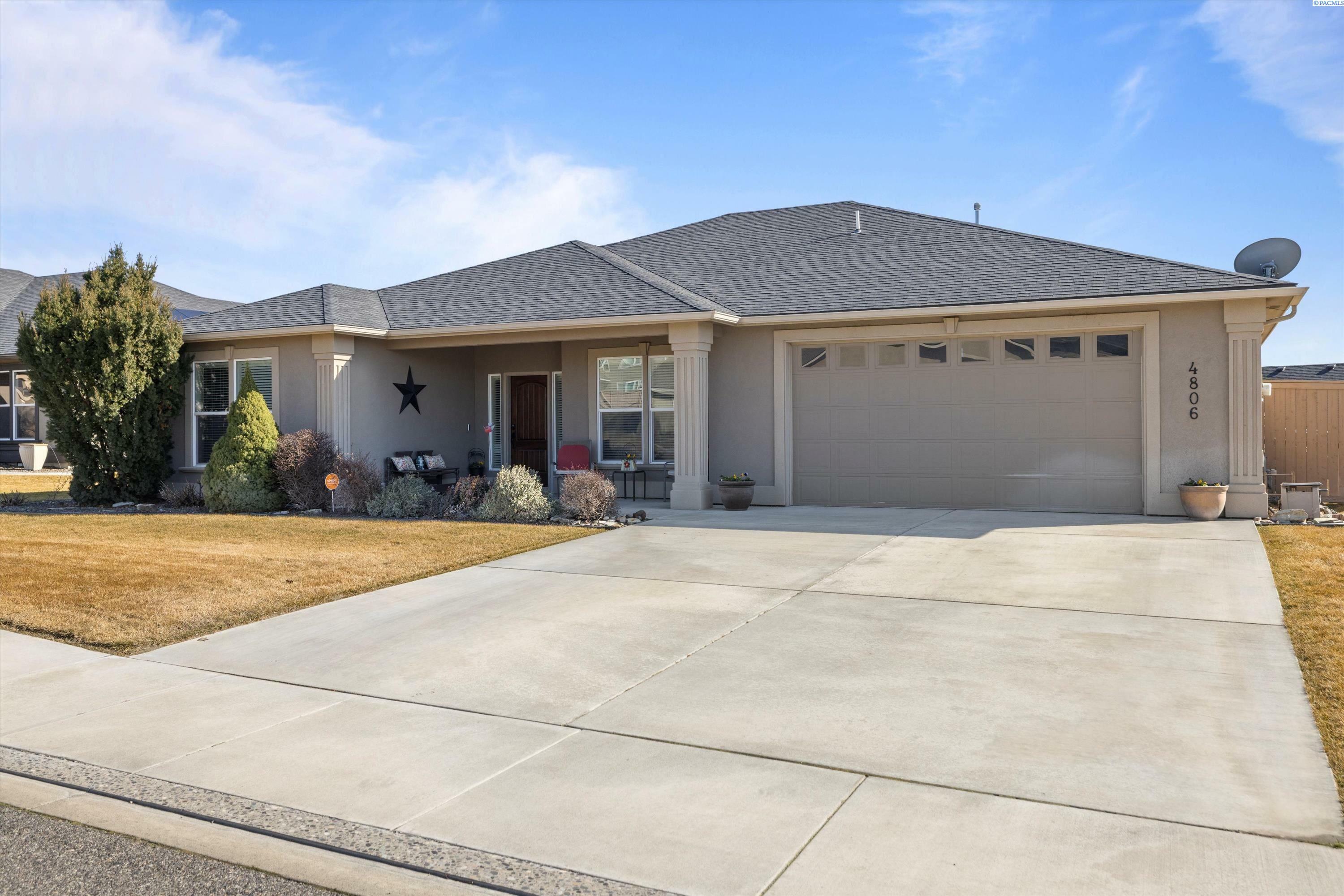 4806 Indian Ridge Dr  Pasco WA 99301-4434 photo