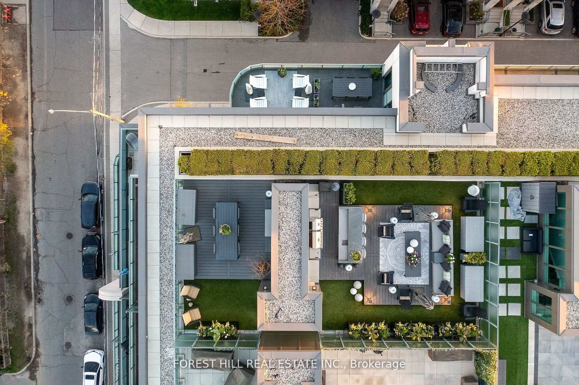 Photo de la propriété: 377 Madison Avenue 706 ON M4V 3E1