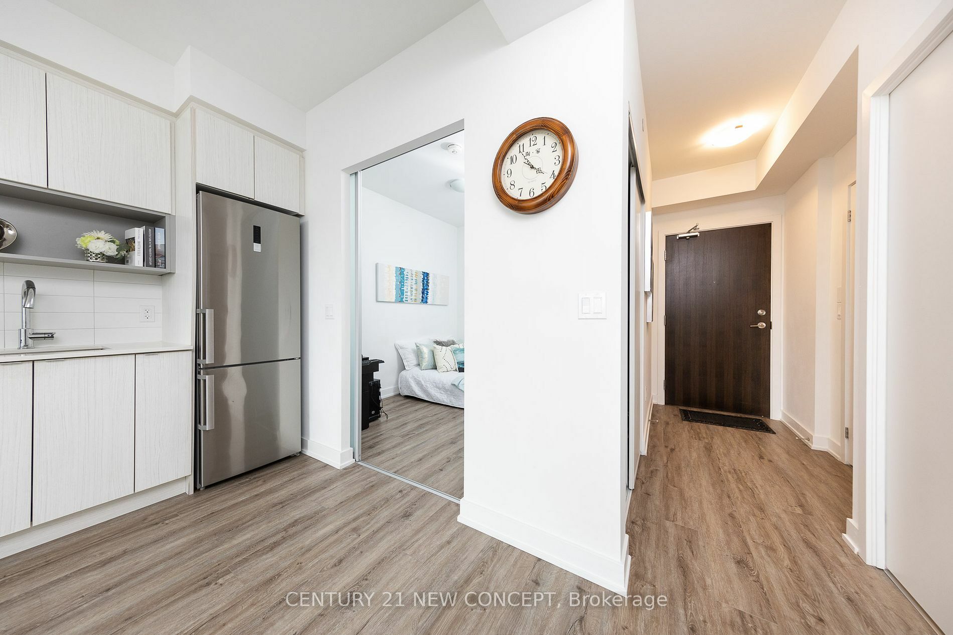 Photo de la propriété:  630 Greenwood Ave 405  ON M4J 4B2 