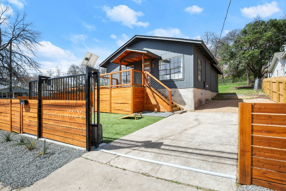 3002 Webberville Road  Austin TX 78702 photo