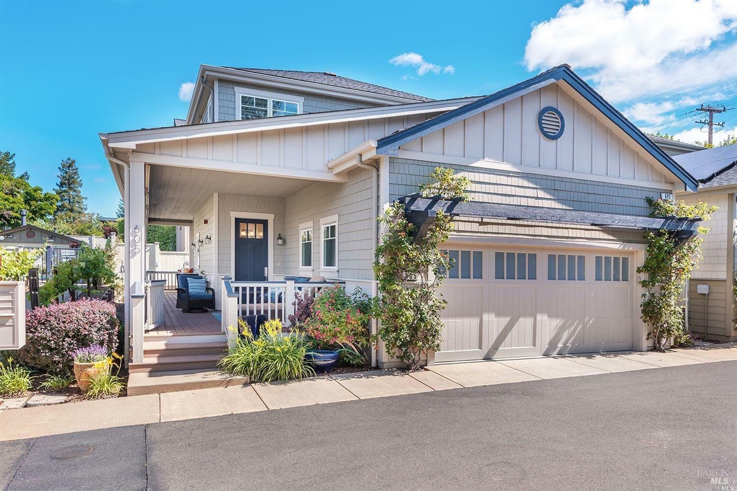 605 Center Street  Healdsburg CA 95448 photo