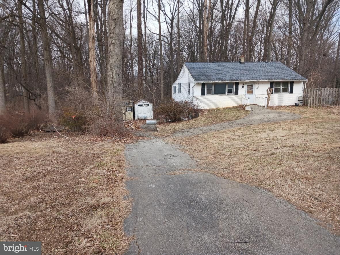 Property Photo:  813 W King Road  PA 19355 