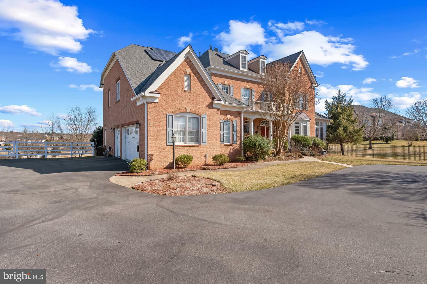 Property Photo:  12605 Hill Creek Lane  MD 20854 