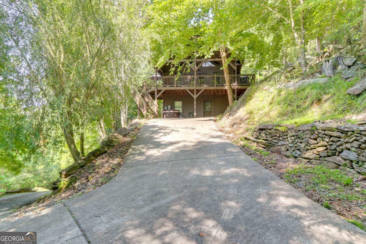 Property Photo: 223 Novena Court 2594R GA 30540