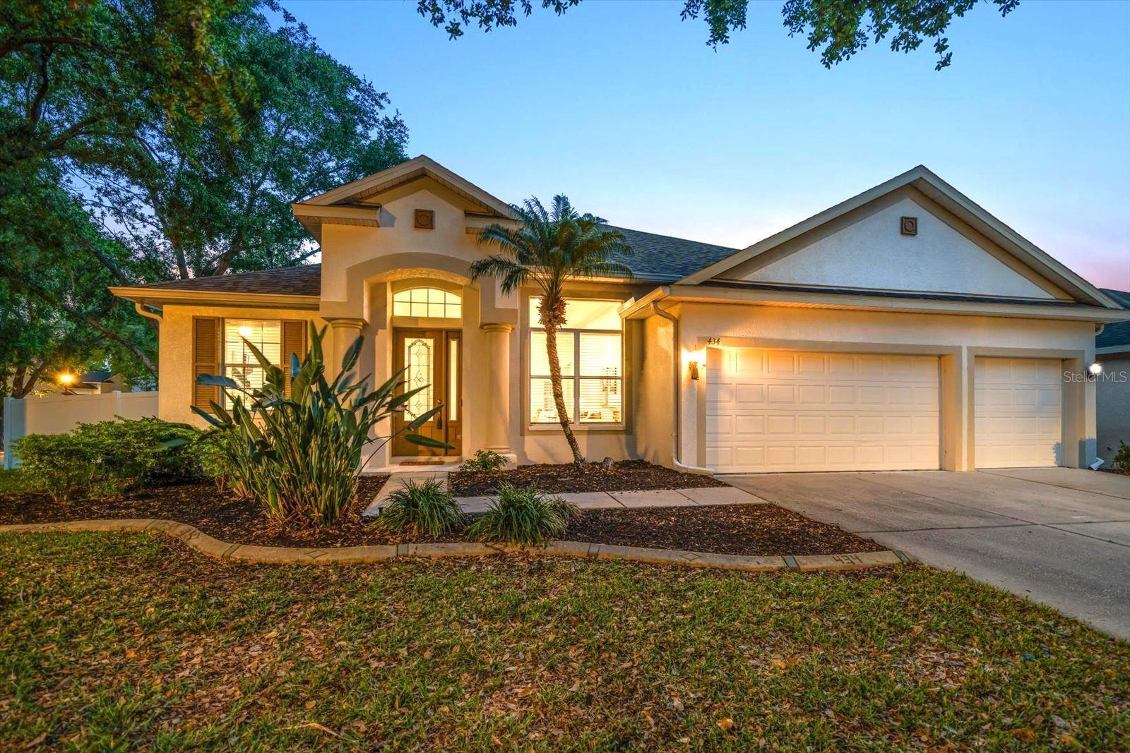 Property Photo:  434 Arch Ridge Loop 434  FL 33584 