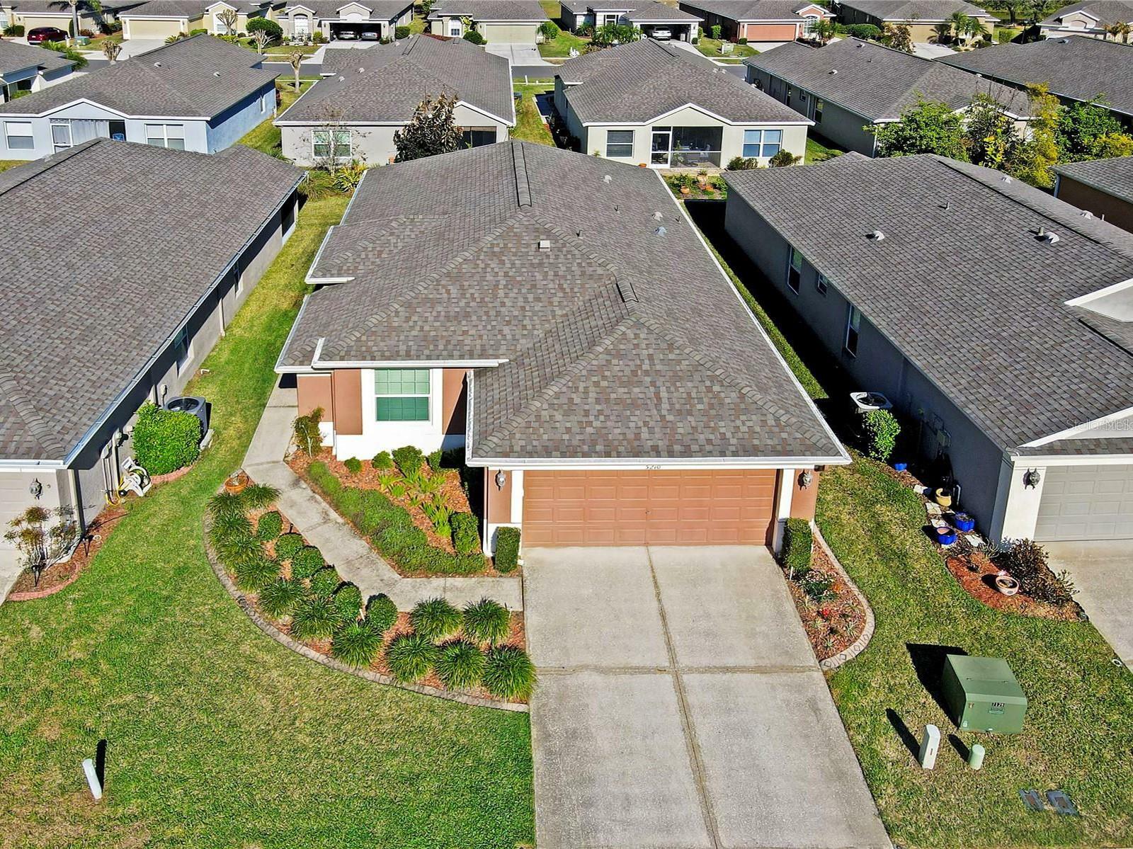 Property Photo: 5210 Gato Del Sol Circle FL 33544