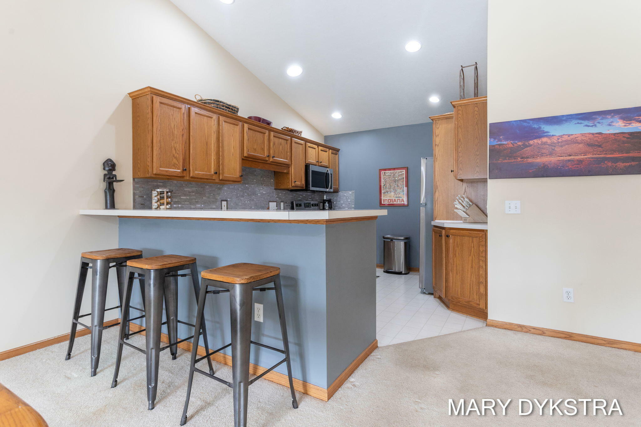 Property Photo: 8870 Peninsula Court MI 49464