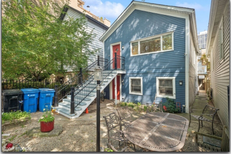 Property Photo:  1643 N Sedgwick Street 1  IL 60614 