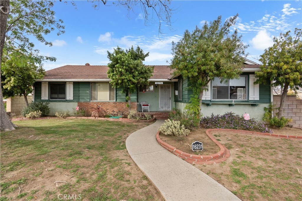 Property Photo: 16231 Septo Street CA 91343