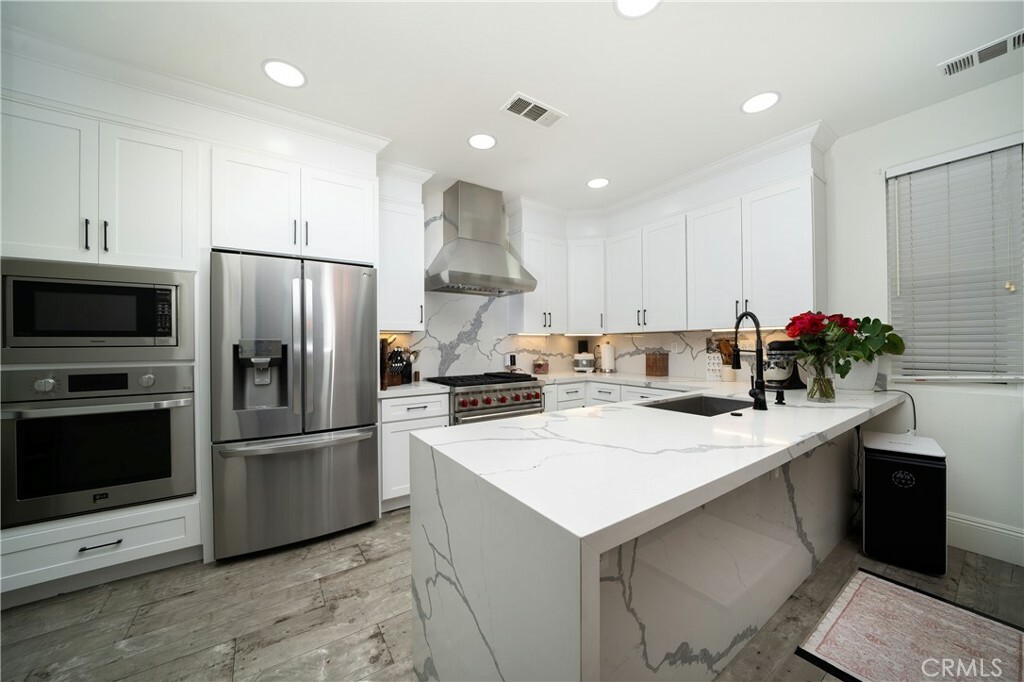 Property Photo: 2547 Cornerstone Lane CA 92626