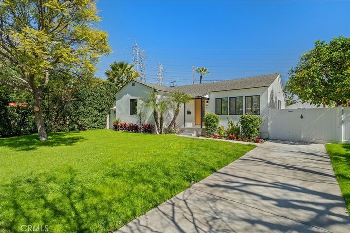 Property Photo:  544 N Cordova Street  CA 91505 