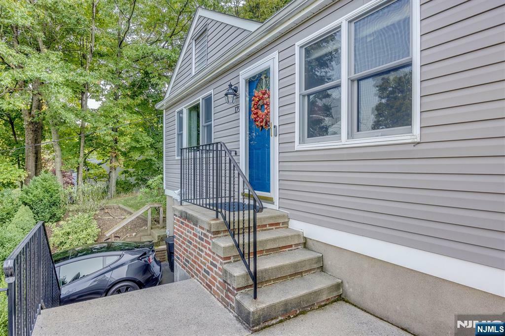 Property Photo:  179 Hillside Drive  NJ 07508 