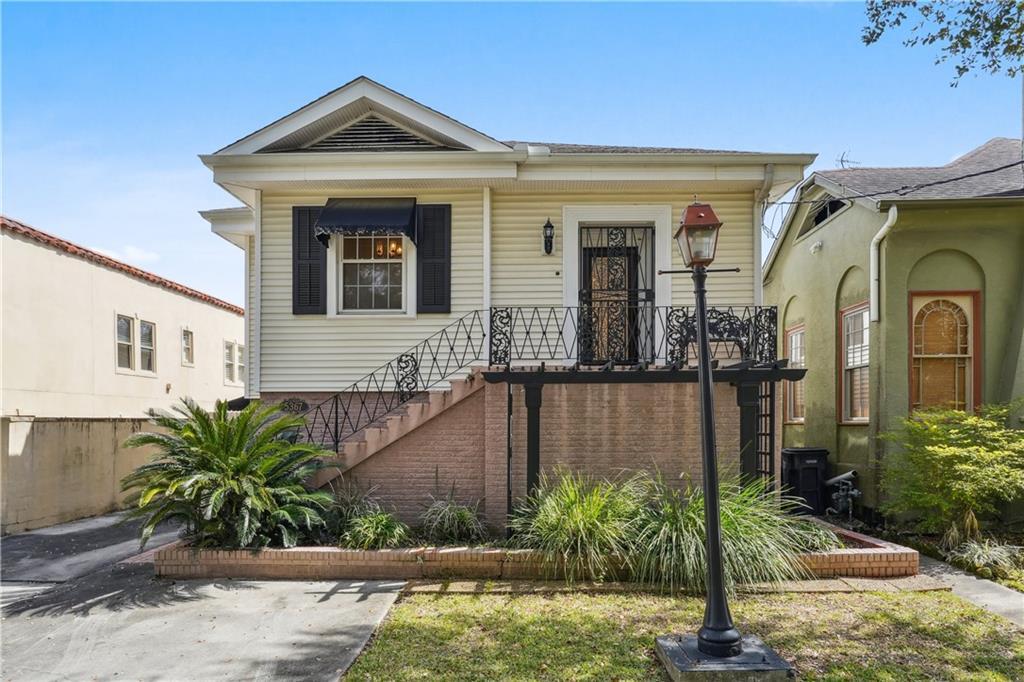 Property Photo:  5367 Canal Boulevard  LA 70124 