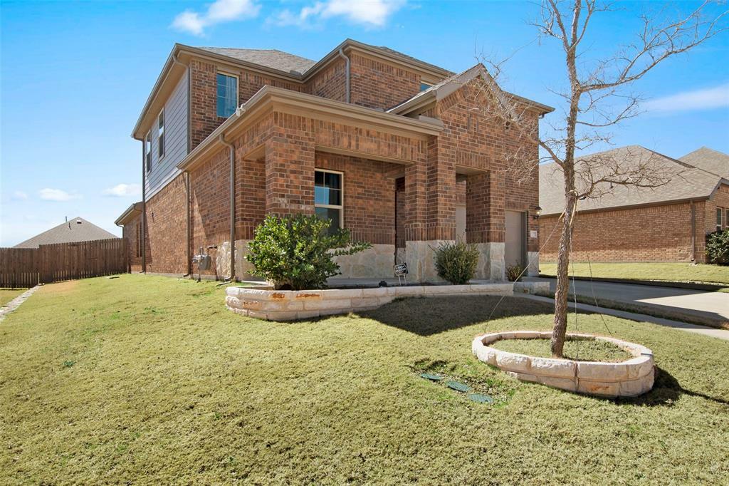 Property Photo:  117 Lisa Lane  TX 75189 