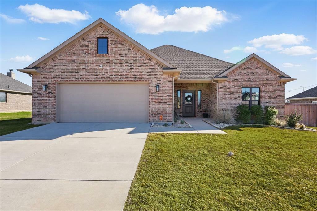 Property Photo: 109 Prairie Grass Drive TX 76273