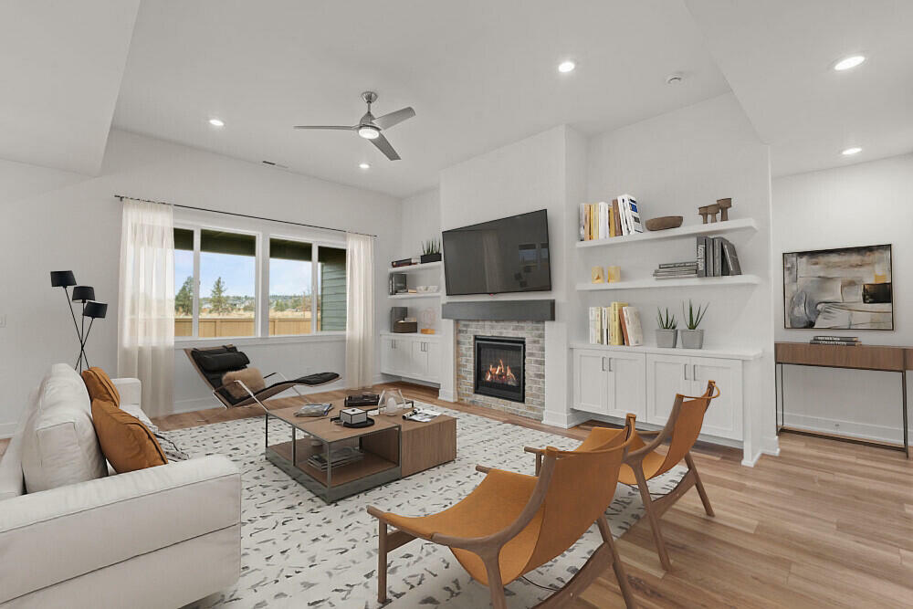 Property Photo: 1416 NE Whistle Way OR 97754