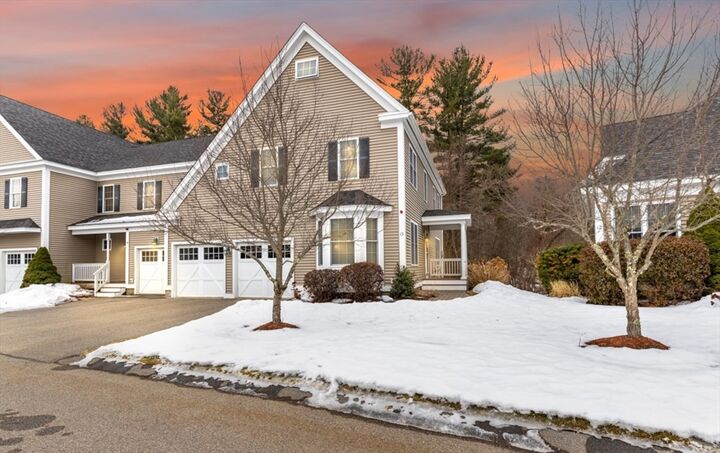 Property Photo: 50 Mount Vernon Street 13 MA 01864