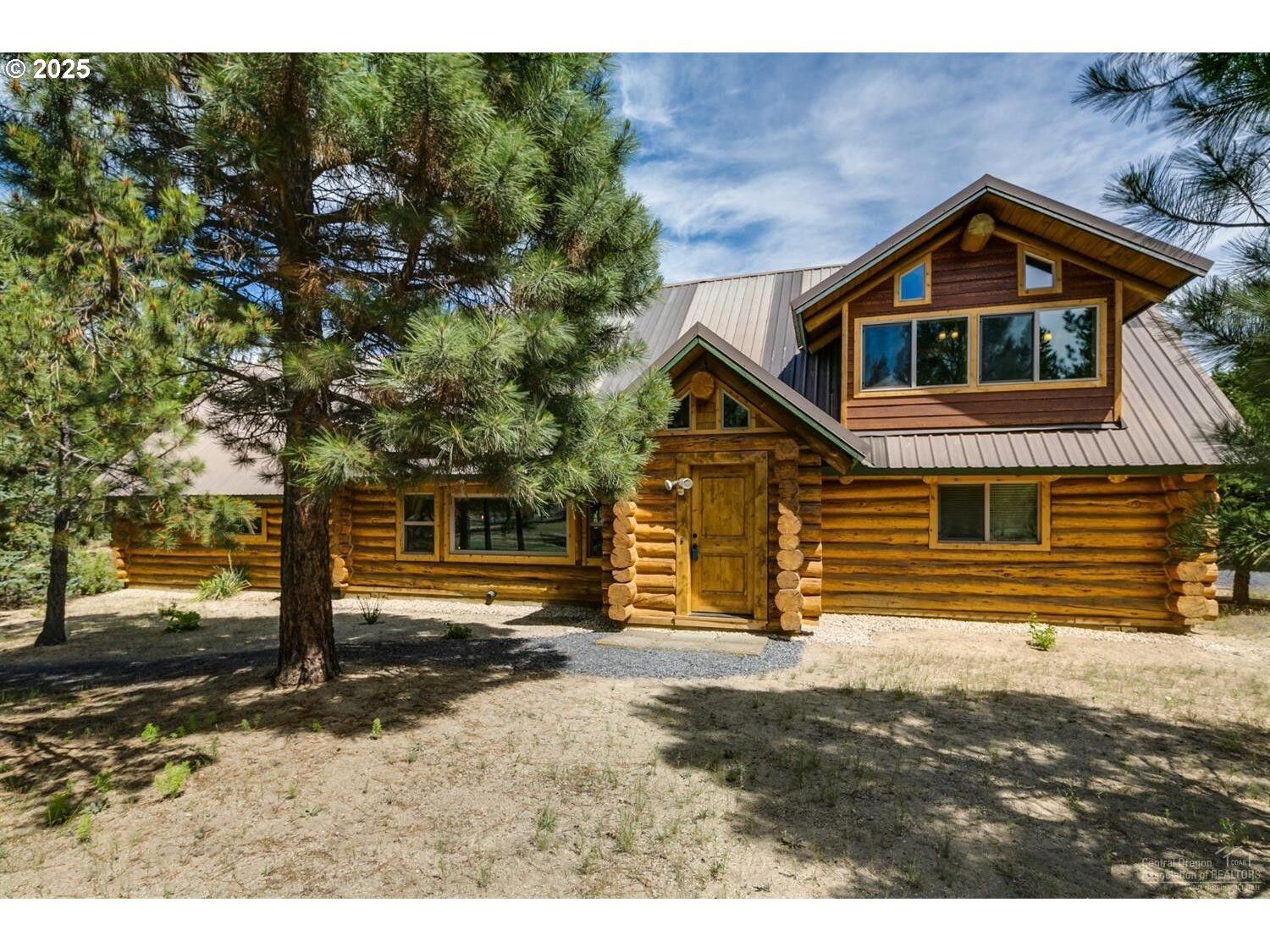 Property Photo: 140643 Kamloop Ln OR 97737