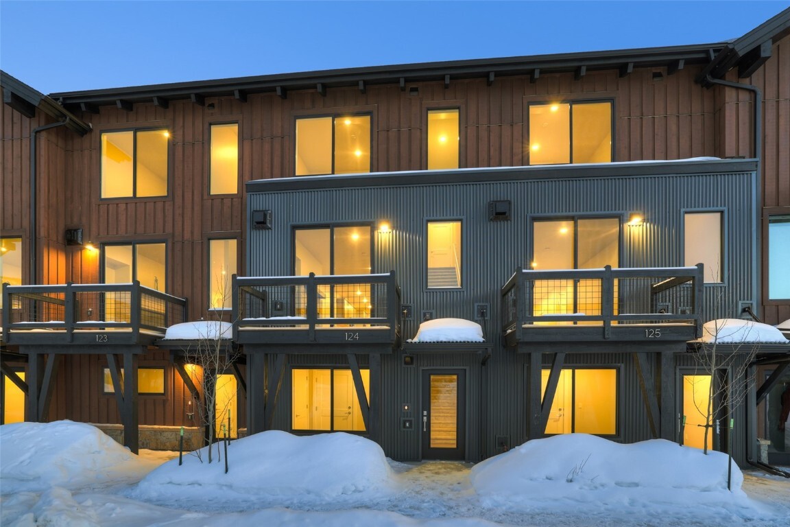 Property Photo:  1301 Adams Avenue 125  CO 80498 