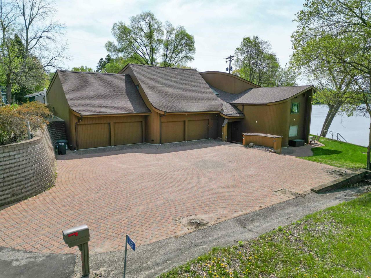 Property Photo: 4127 Kammel Road WI 54601