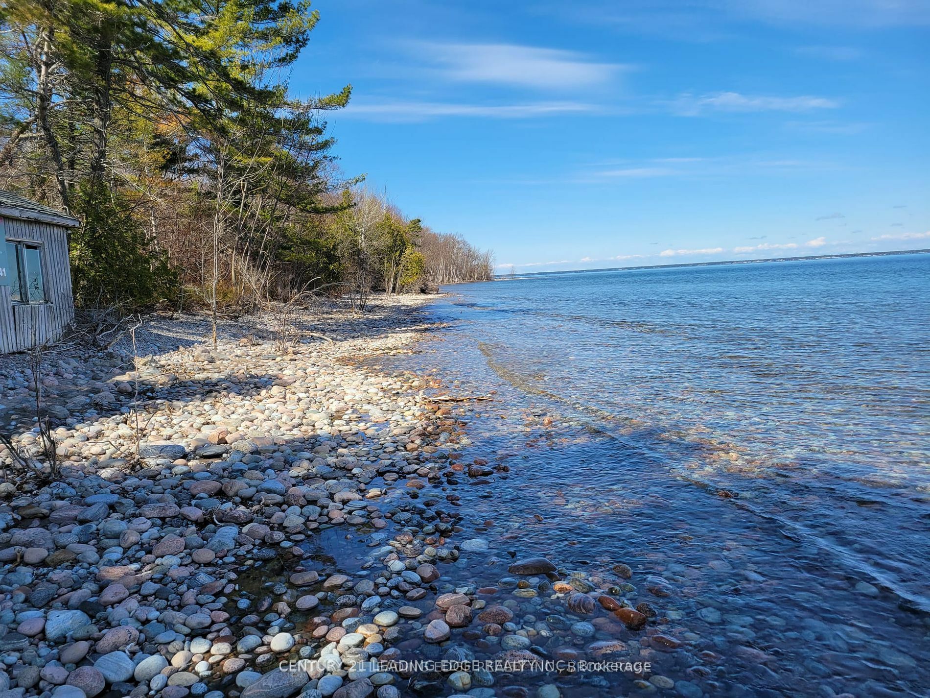 Property Photo:  16 Giant'S Tomb Island  ON L9M 1R2 