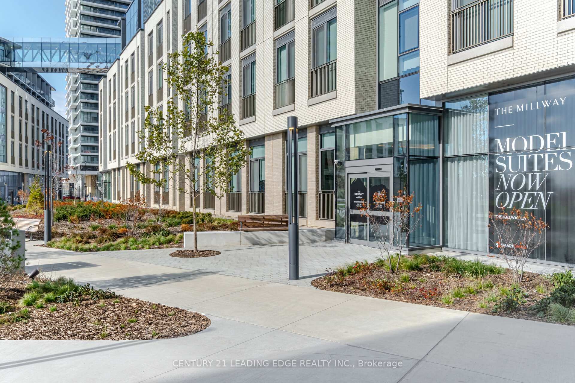 Property Photo:  1000 Portage Parkway 2605  ON L4K 0L1 