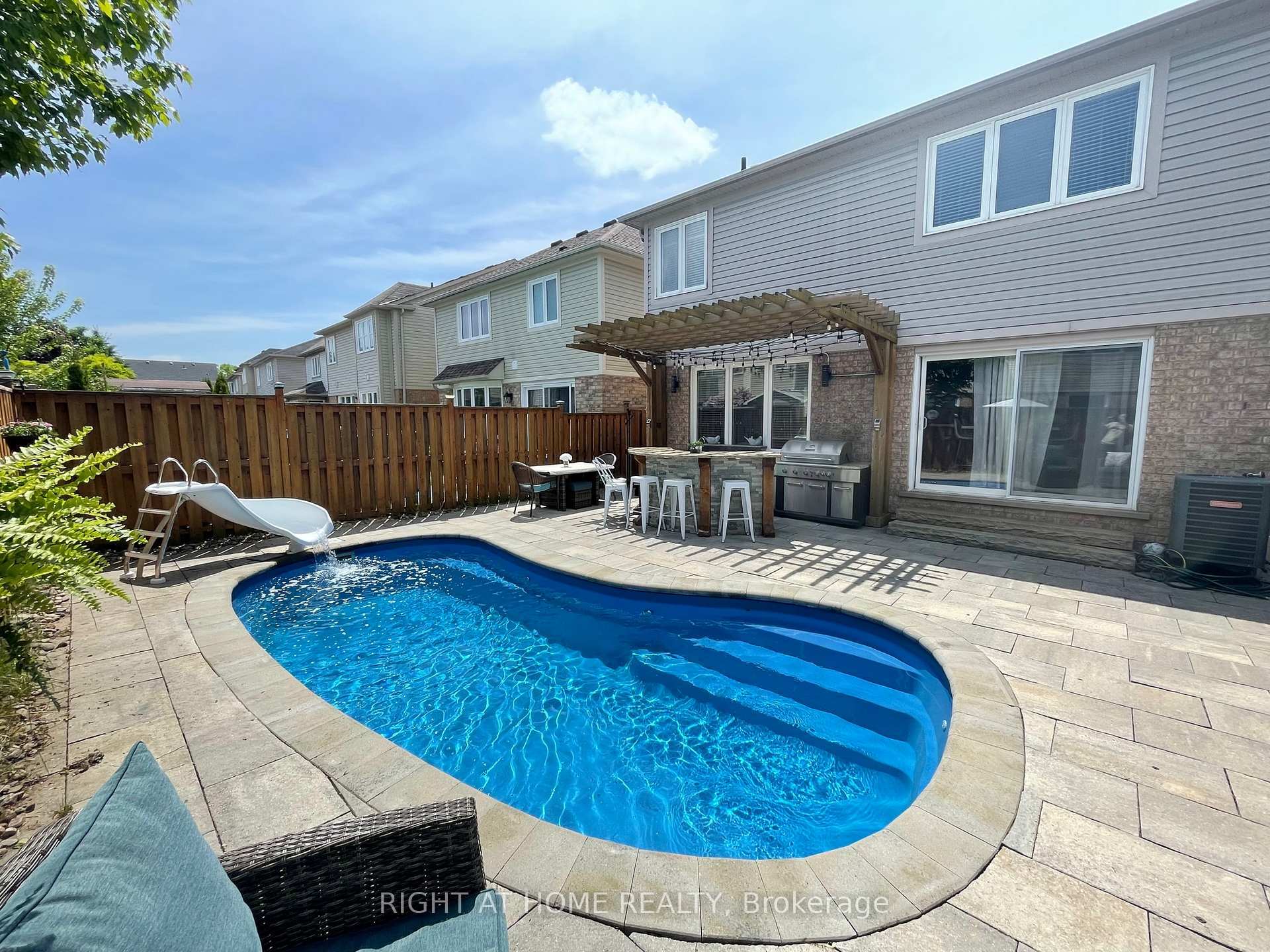58 Dunning Drive  New Tecumseth ON L9R 0B5 photo