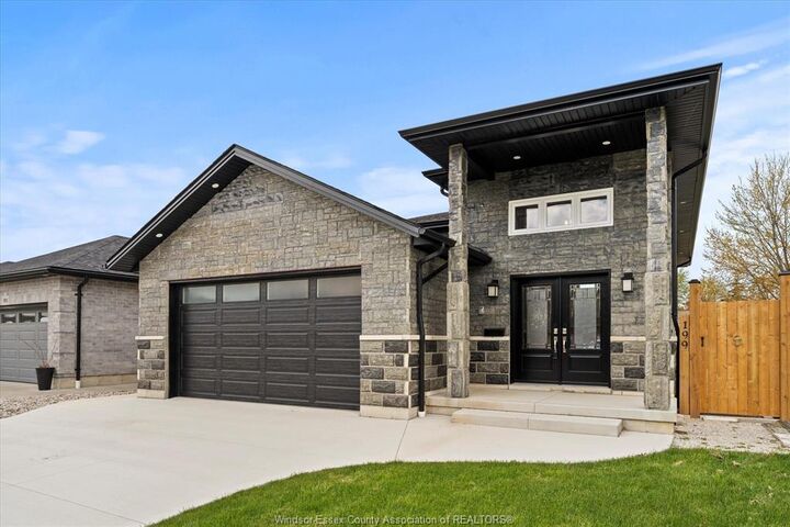 Property Photo: 199 Thomas Avenue ON N8A 5H6