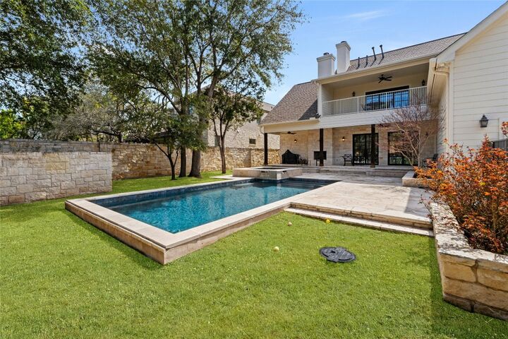 625 Robin Dale Court  Lakeway TX 78734 photo